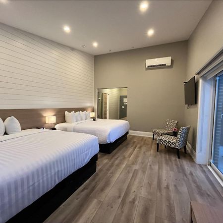 Colonial Hotel & Suites Grand Bend Εξωτερικό φωτογραφία