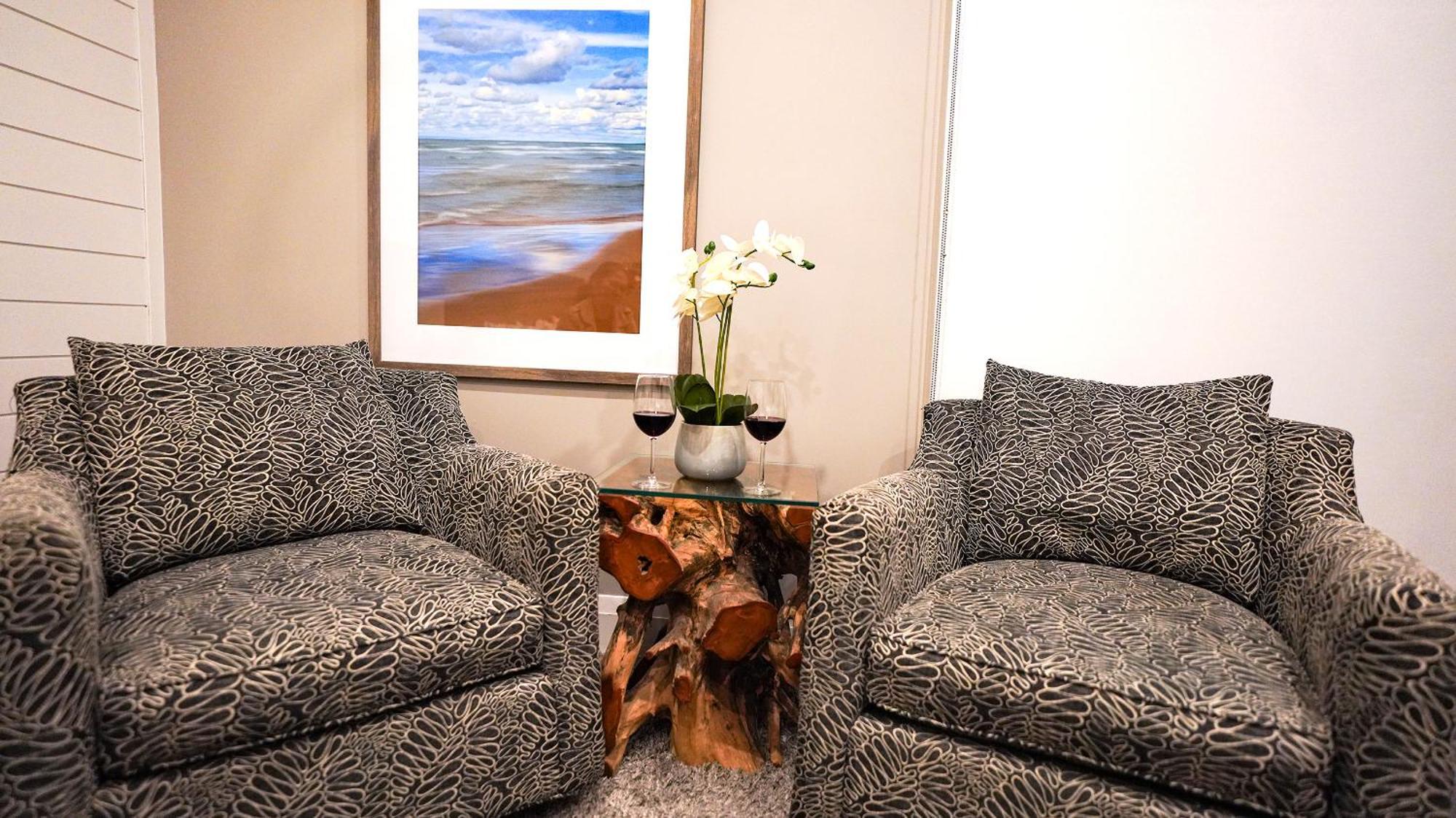 Colonial Hotel & Suites Grand Bend Εξωτερικό φωτογραφία