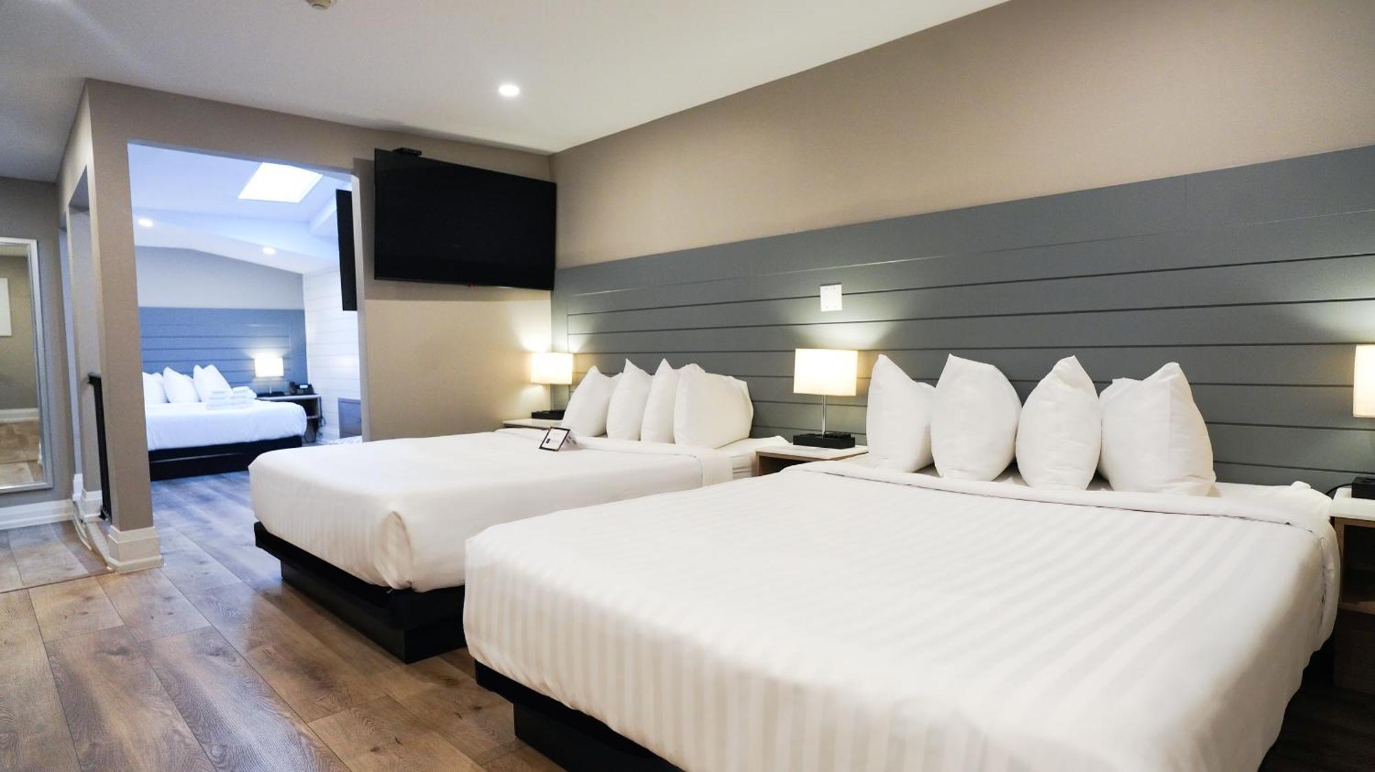Colonial Hotel & Suites Grand Bend Εξωτερικό φωτογραφία