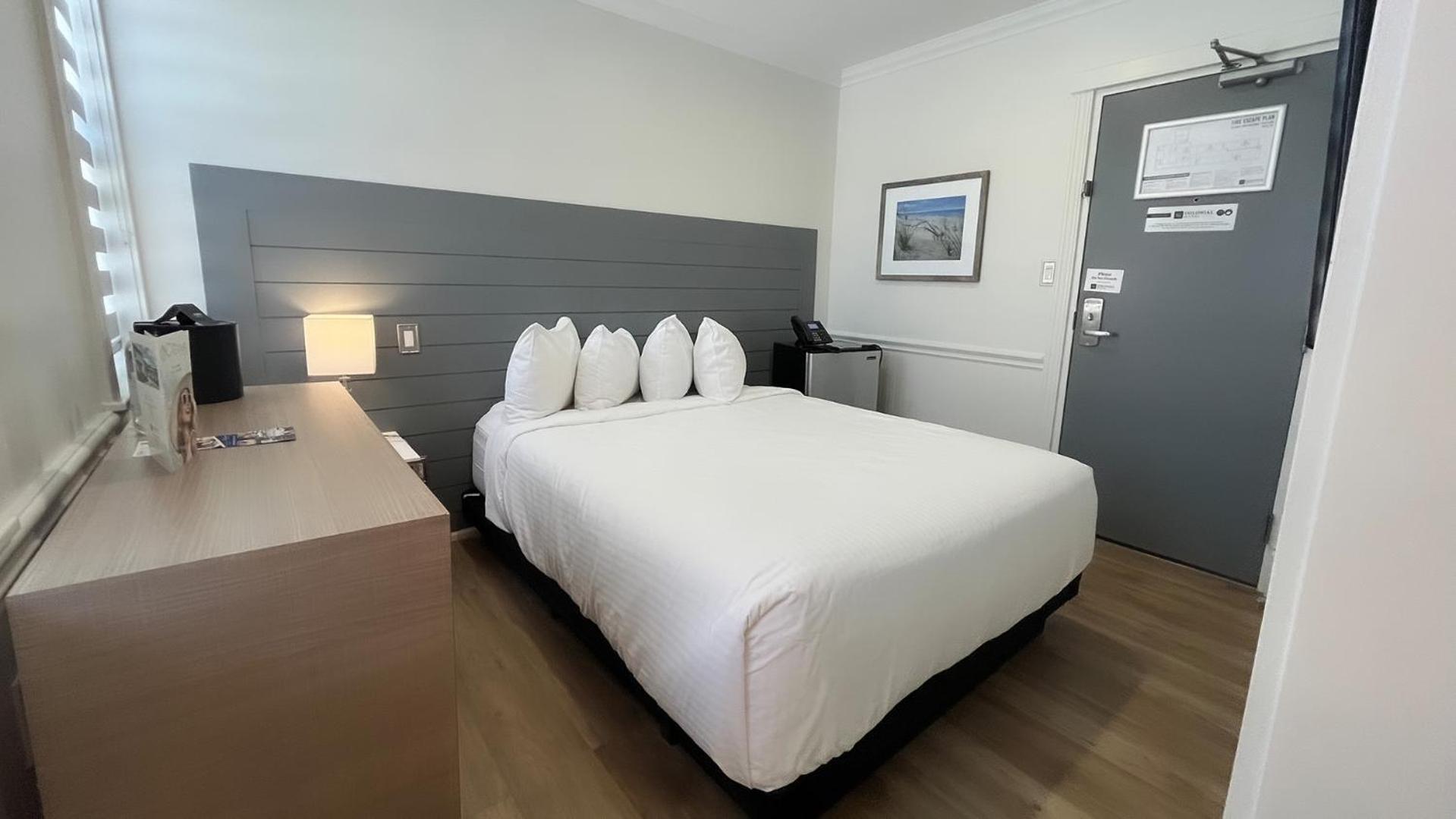 Colonial Hotel & Suites Grand Bend Εξωτερικό φωτογραφία