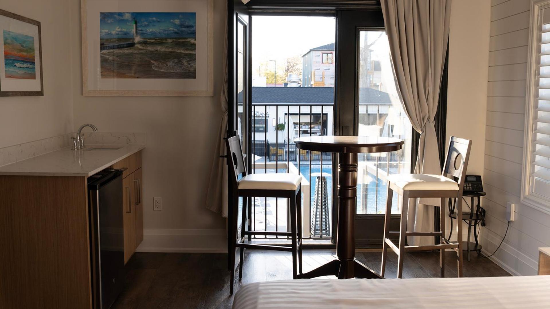 Colonial Hotel & Suites Grand Bend Εξωτερικό φωτογραφία