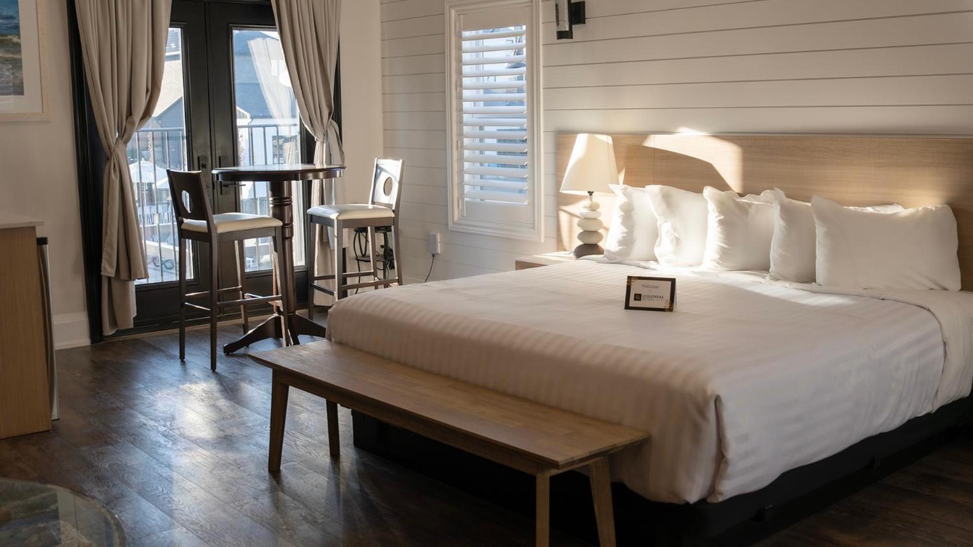 Colonial Hotel & Suites Grand Bend Εξωτερικό φωτογραφία