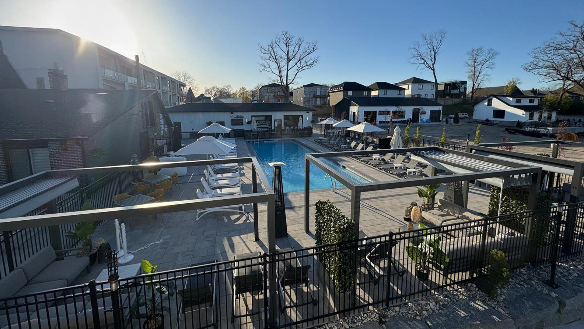 Colonial Hotel & Suites Grand Bend Εξωτερικό φωτογραφία